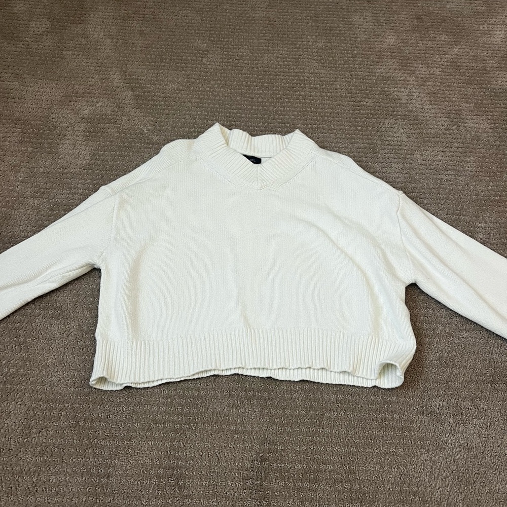Gap CashSoft Cropped High V-Neck Sweater